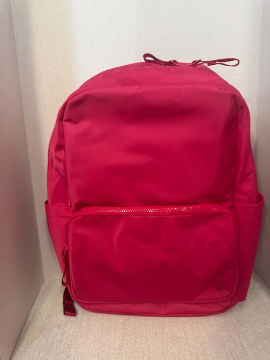 lululemon backpack red City Adventurer 20L A discreet Lululemon Nano Backpack Red NWT